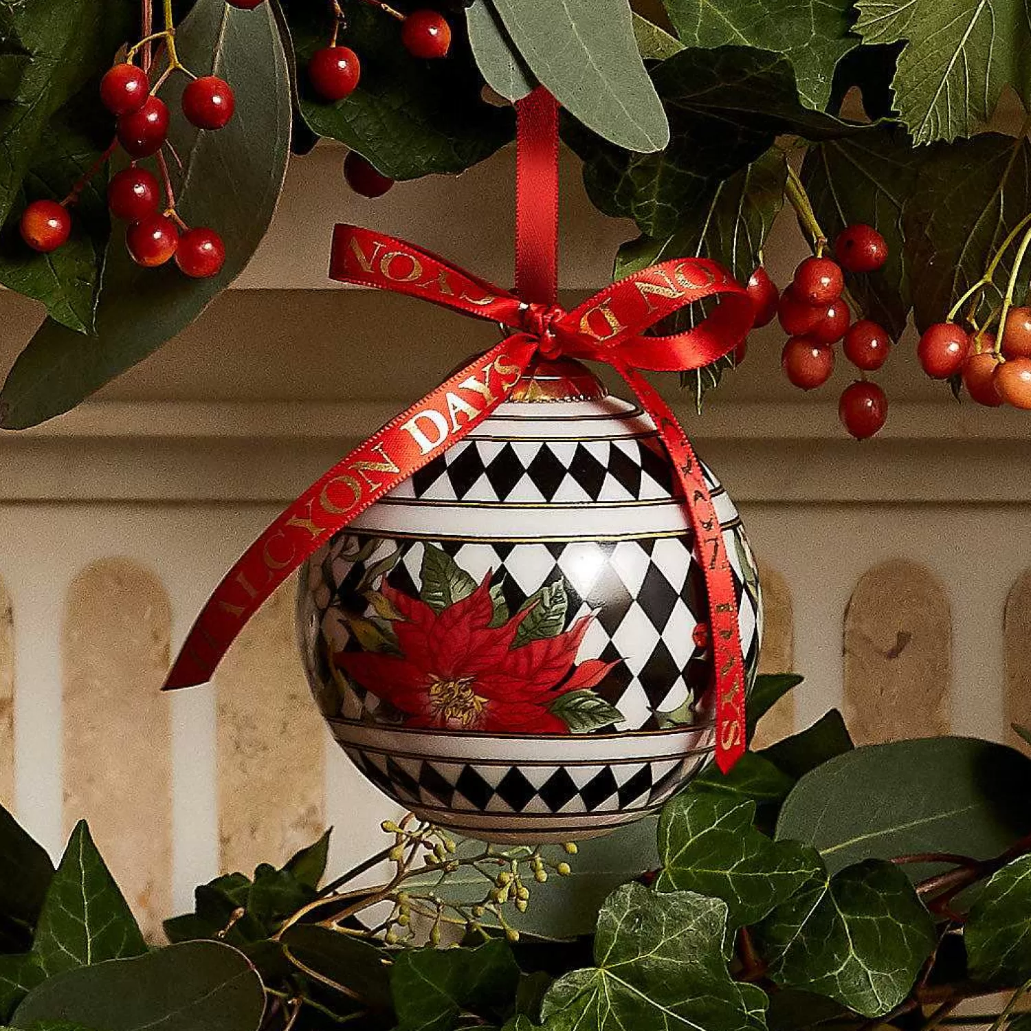 Halcyon Days Parterre Black With Poinsettia Bauble | Discount